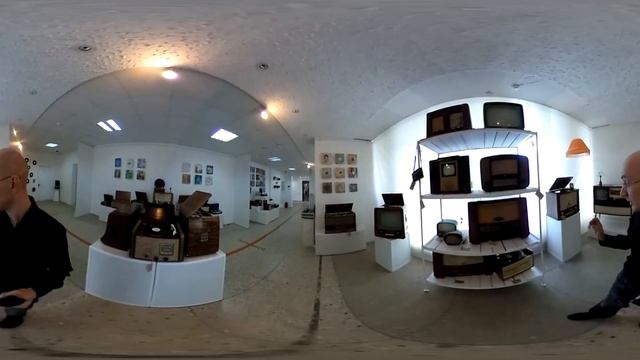 Выставка Техника на грани фантастики, виртуальная прогулка смотреть онлайн