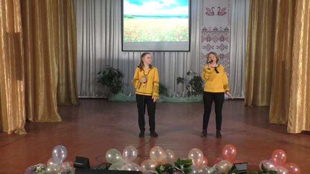 Lebedyn.ONe™ - Н. Май "Мамина сорочка" - Олександра та Інна Борисенко + колектив "Веселка" смотреть онлайн