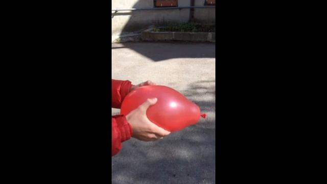 Шарик с водой #1 смотреть онлайн