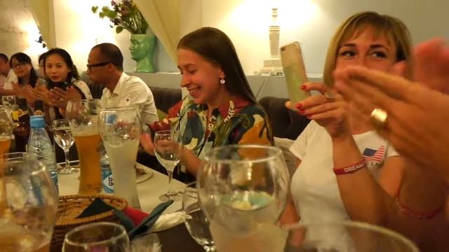 С днем рождения участницу Трипа поздравили ! смотреть онлайн