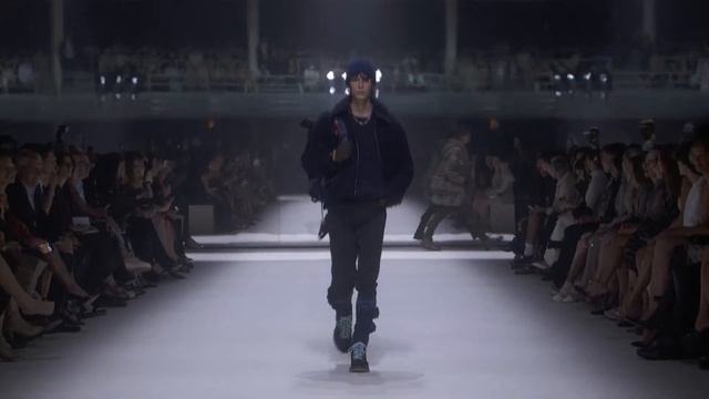 Специальный показ мод, посвященный 25-летию легендарного Fendi Baguette