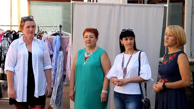 На День Незалежності України у Чернігові відкрився мистецький Арт-базар смотреть онлайн