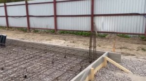 Вязка арматуры, закладные под столбы, фундамент