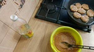 ГОТОВЛЮ ИКРЯНЫЕ ОЛАДЬИ..НЕМНОГО ВЯЗАНИЯ,  НАШИ ТРАДИЦИИ ...