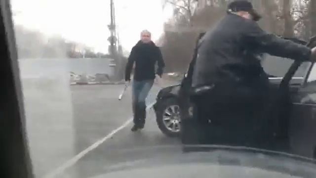 Светлаков дерется за пенсионера.flv смотреть онлайн