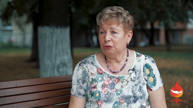 БЕЗЫМЯНКА: ЖИВЫЕ ИСТОРИИ. Екатерина Сычева: "Жили в бараках тесно, но весело!" смотреть онлайн