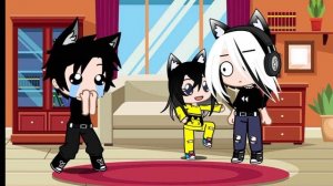 ~меме~зима холода,ма грохнулась с окна 🤭