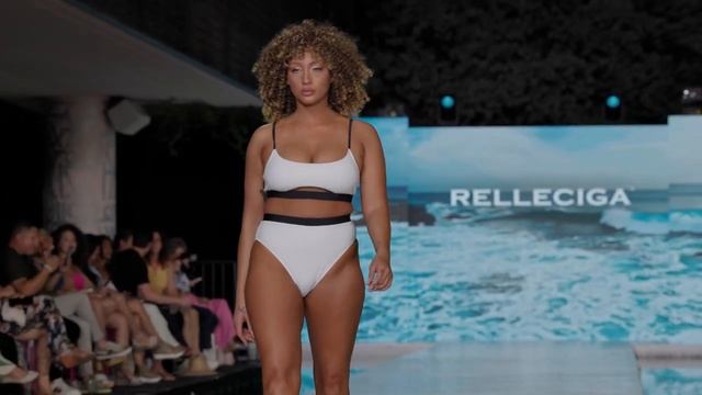 БЛИСТАЕТ в купальниках RELLECIGA на неделе плавания в Майами 2025 смотреть онлайн