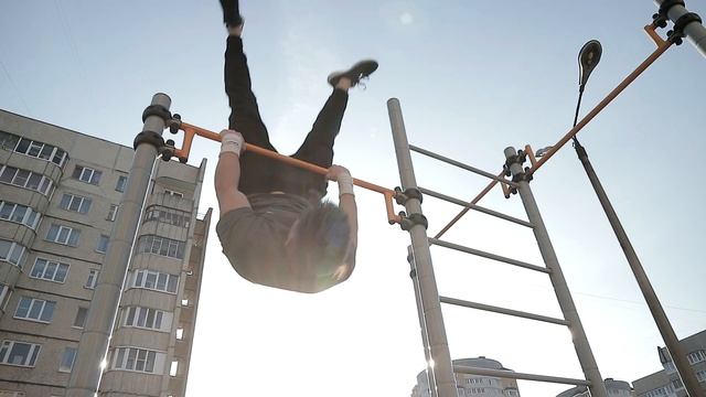 WORKOUT НА КАРАНТИНЕ. НЕСЛОЖНЫЙ, НО УБОЙНЫЙ КОМПЛЕКС. смотреть онлайн
