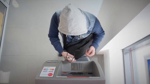 Народный банкир ● Как мошенники взламывают банкоматы? смотреть онлайн