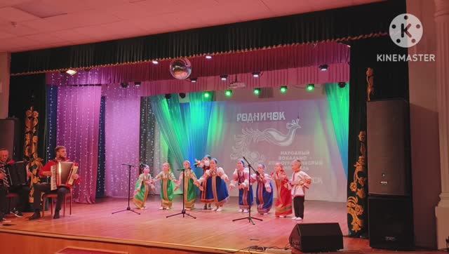 ВЫПУСКНОЙ В РОДНИЧКЕ 27 АПРЕЛЯ 2025г СЕВЕРОМОРСК ПОЛНАЯ ВЕРСИЯ смотреть онлайн