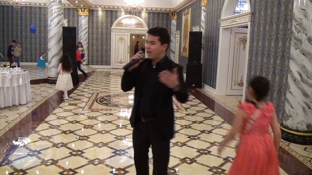 Әнші Нұржан тойда www.shankarfoto.ru смотреть онлайн