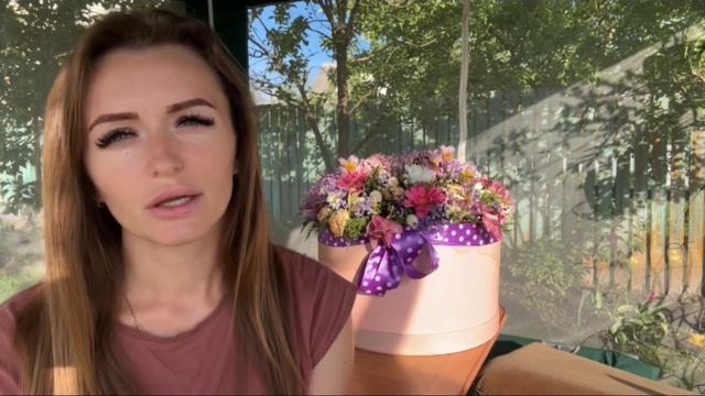 Жимолость! Полезная растительность на участке 😻#жимолость #участок #садовник #садовод #вкусно #э смотреть онлайн