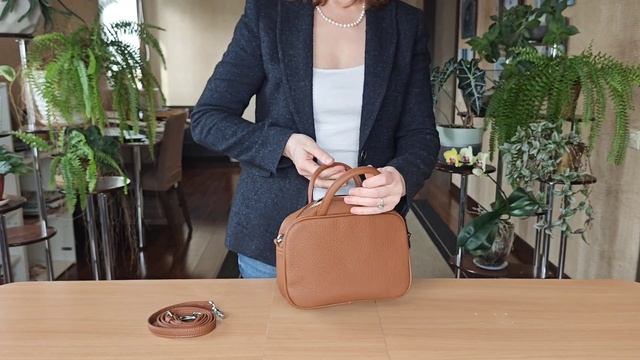 Женская сумка Pola 2430 коричневая смотреть онлайн