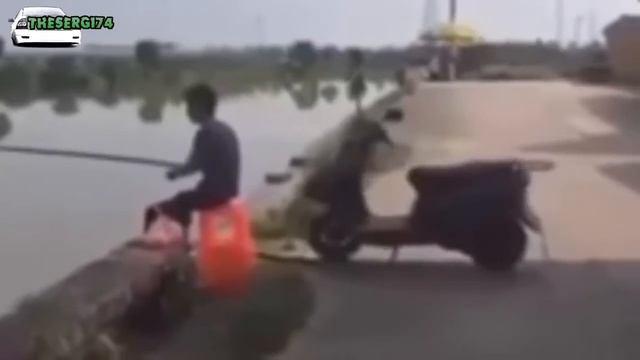 Все самое интересное (приколы на дороге) смотреть онлайн