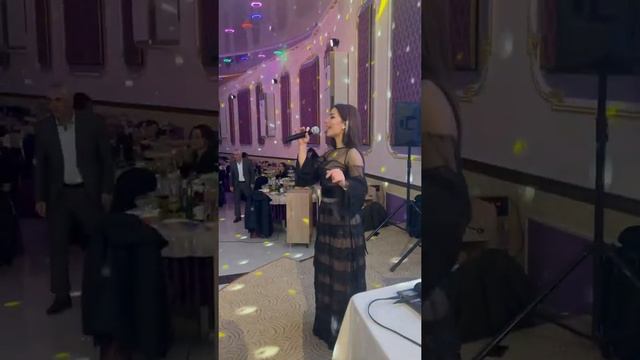 Красавица Динара