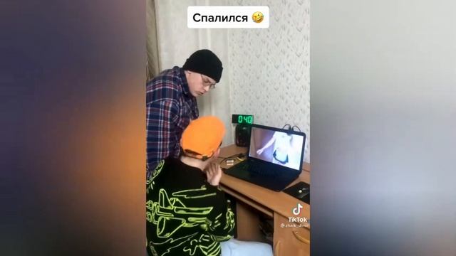 PH. мем из тик тока #живой_огурец! новые технологии. 🗿 смотреть онлайн