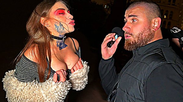 ЛЕВ ПРОТИВ - ОTБИTАЯ ТРEШ БЛОГЕРША 😱 Часть 2