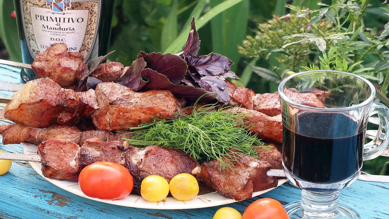 Шашлык из Свинины на Красном Вине смотреть онлайн