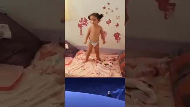 Холодное сердце Манэ #прикол #танцы #дети #ребенок #песня #мультик #танецребенка смотреть онлайн