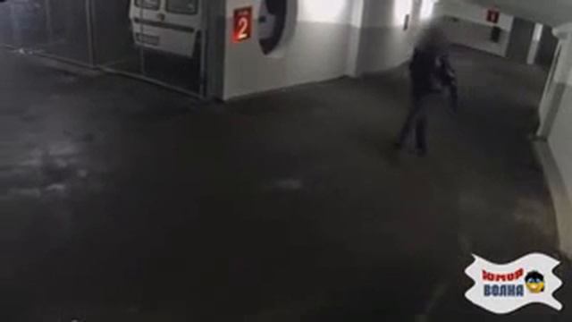 СТРАШНЫЕ ПРИКОЛЫ над ЛЮДЬМИ! смотреть онлайн
