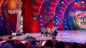 Так перевернуть знаменитые хиты могли только на Лиге Смеха   Стояновка Лучшее