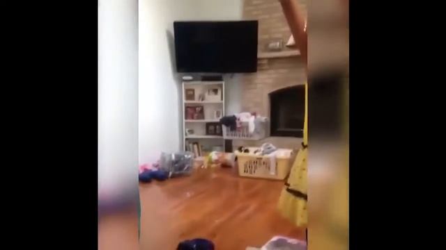 ДЕТИ ЛУЧШИЕ детские ПРИКОЛЫ 2017 Смешные видео про детей Funny kids Funny Kids Videos смотреть онлайн