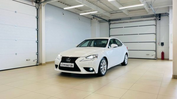 Lexus IS250, 2014