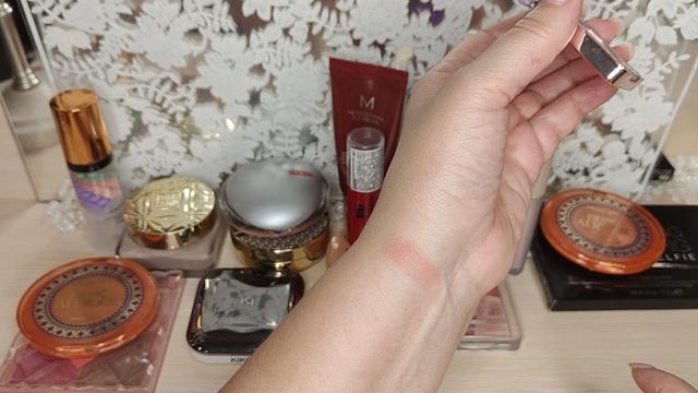 Апрельская косметичка.💄🌷 Чем пользовалась. смотреть онлайн