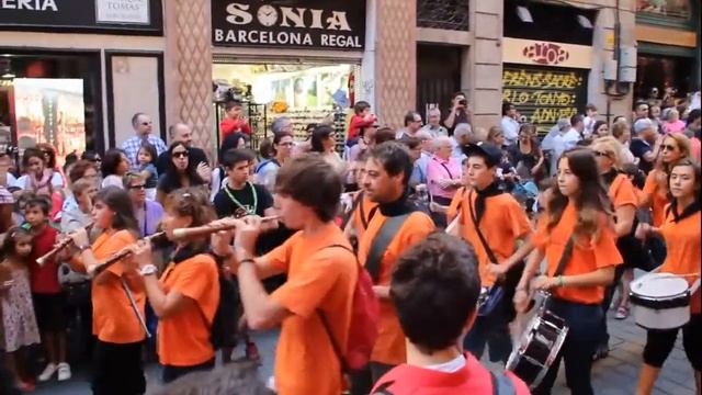 La Mercè 2012 Gigantes - Шествие кукол-гигантов смотреть онлайн