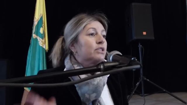 Дурні як одвічна зброя України смотреть онлайн