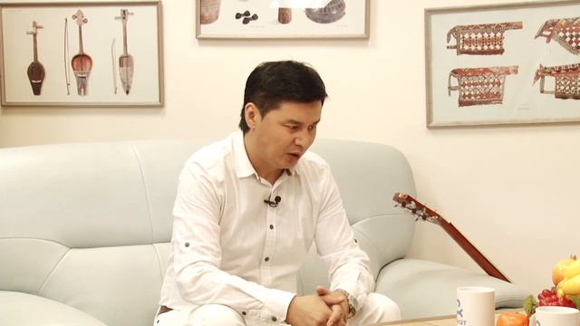 Замир Арыкбаев гитарада создугоо!!!