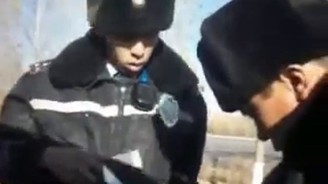 ПРИКОЛЫ С ГАИШНИКАМИ 32 смотреть онлайн
