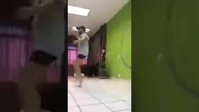 Мужик на шпильке смотреть онлайн