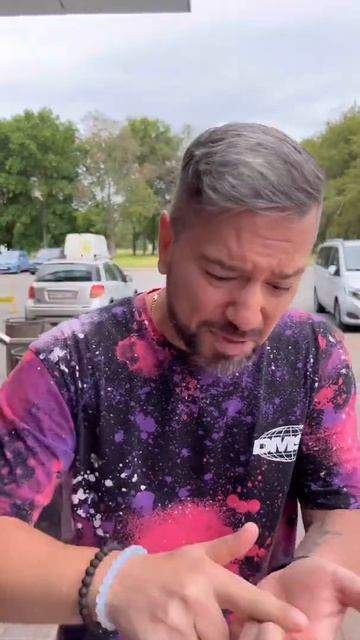 Жёсткий пранк друга в Пхали хинкали. Супер лайфхак. #юмор #доставка #пхалихинкали смотреть онлайн