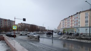 2025.04.29. Норильск. ул. Красноярская. Первый дождь 2025-го года, который я увидел лично.