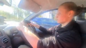 Они привыкают к новому дому