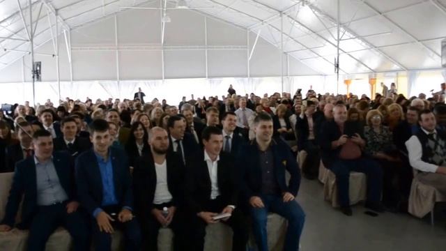 Футбольная волна на мероприятии компании Classic Life Insurance