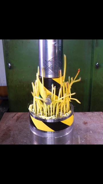 lighting Candles press satisfying 😍👌 Hydraulic press machine смотреть онлайн