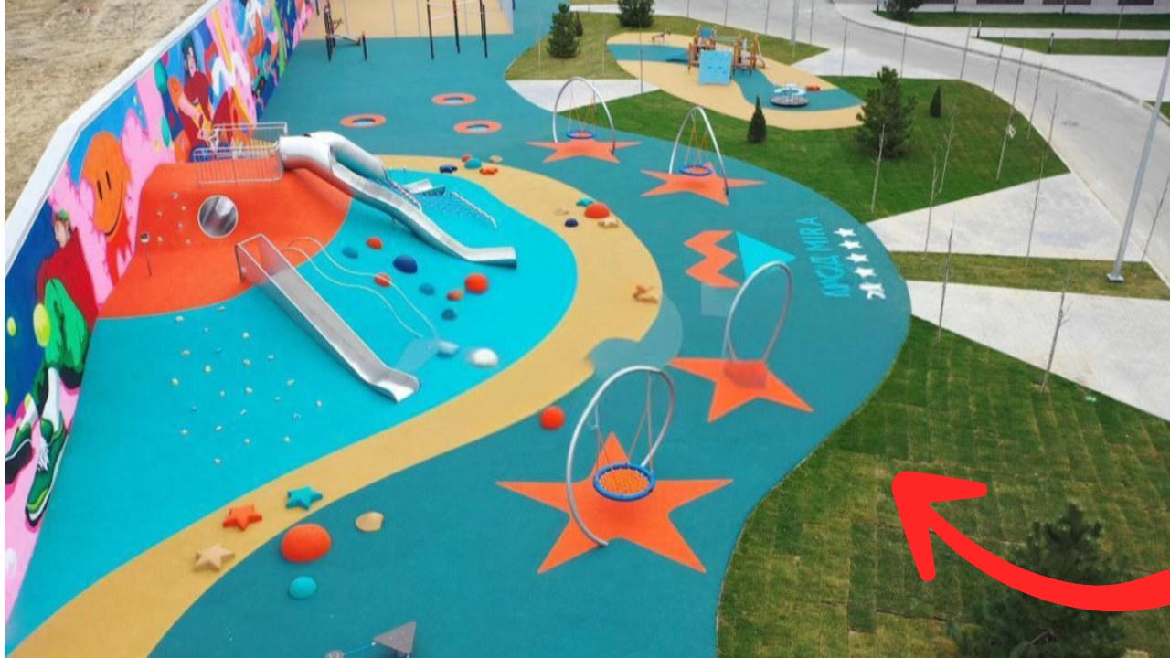 обзор детской площадки в Анапе! смотреть онлайн