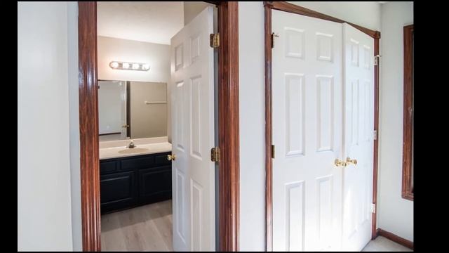 432 Kilkenny Court, Sugarcreek Twp, Ohio смотреть онлайн