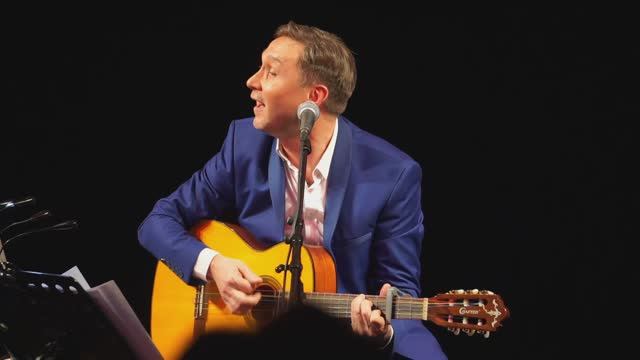 Виталий Ленский. У моей миленки (с залом). Авторская. смотреть онлайн