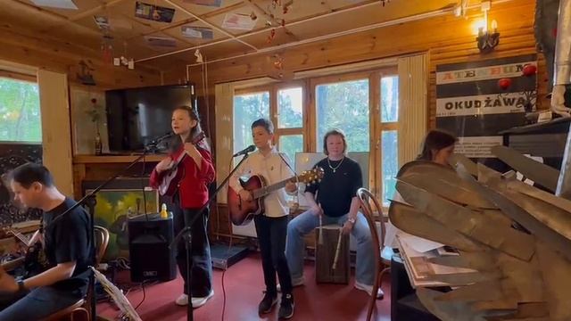 Бомбардировщики. Маша. Арсений. Анна.Дмитрий.Евгения, 27.04.25. Музей Б. Окуджавы