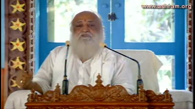 Sant Shri Asaramji Bapu Ekantvas Satsang Haridwar Ashram - 14th May 2013 ( Evening ) смотреть онлайн