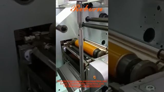 1 color flexo printing machine is running. смотреть онлайн