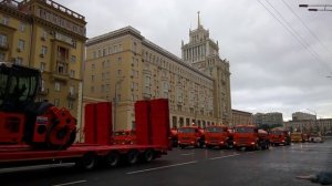 Московский  городской  парад техники -  2016