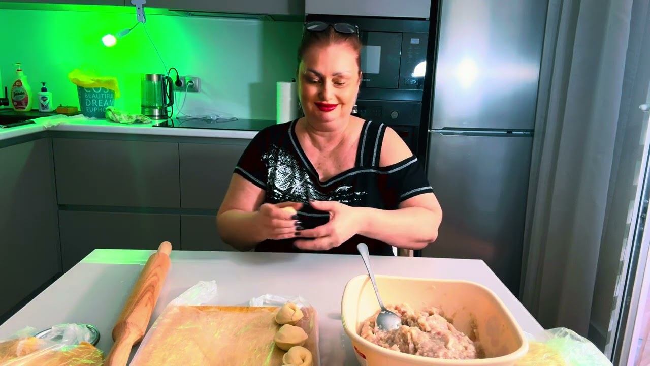 Лепим пельмешки без спешкиБолталка о насущном смотреть онлайн