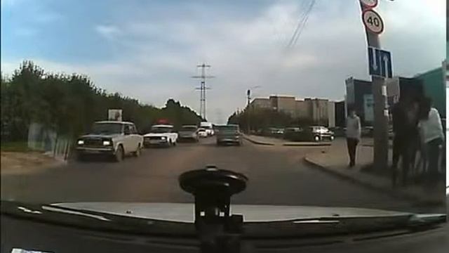 Девушка пешеход(Прикол) смотреть онлайн