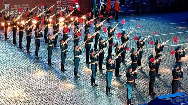 Спасская башня 03.09.2022 смотреть онлайн