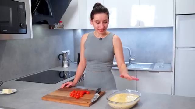 Полезный и вкусный ужин или обед! Сочная, нежная запеканка с рисом и тунцом смотреть онлайн